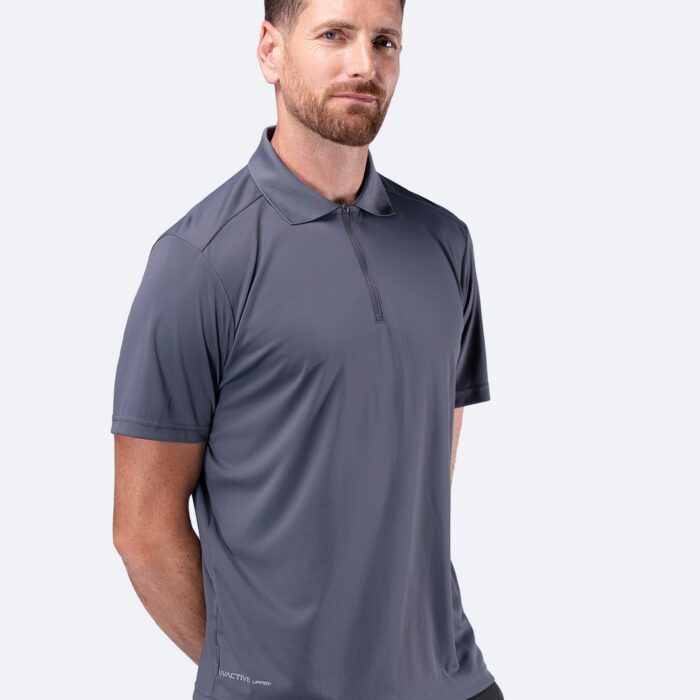 Meeste UVActive lukuga lühikeste varrukatega spordipolo